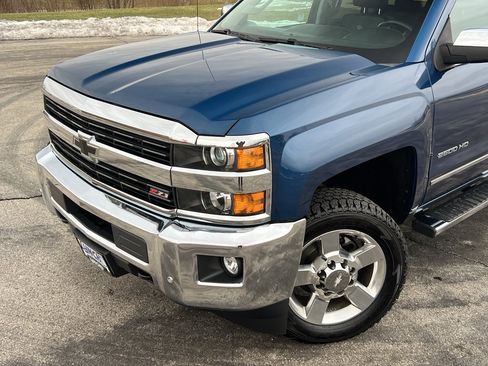 Used 2016 Chevrolet Silverado 2500 LTZ w/ LTZ Plus Package image 9