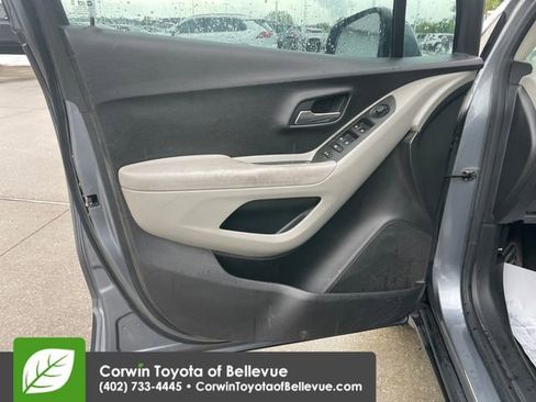 Used 2015 Chevrolet Trax LT w/ LT Plus Package FWD image 18