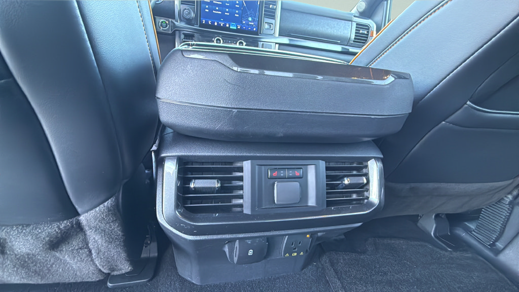 Used 2016 Ford F150 XLT w/ Equipment Group 302A Luxury AWD/4WD image 24