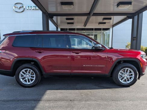 Used 2022 Jeep Grand Cherokee L Laredo w/ Luxury Tech Group I AWD/4WD image 6