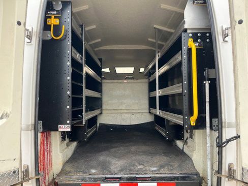 Used 2022 RAM 2500 Tradesman RWD image 12