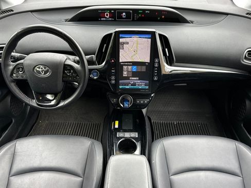 Used 2022 Toyota Prius Prime XLE image 5
