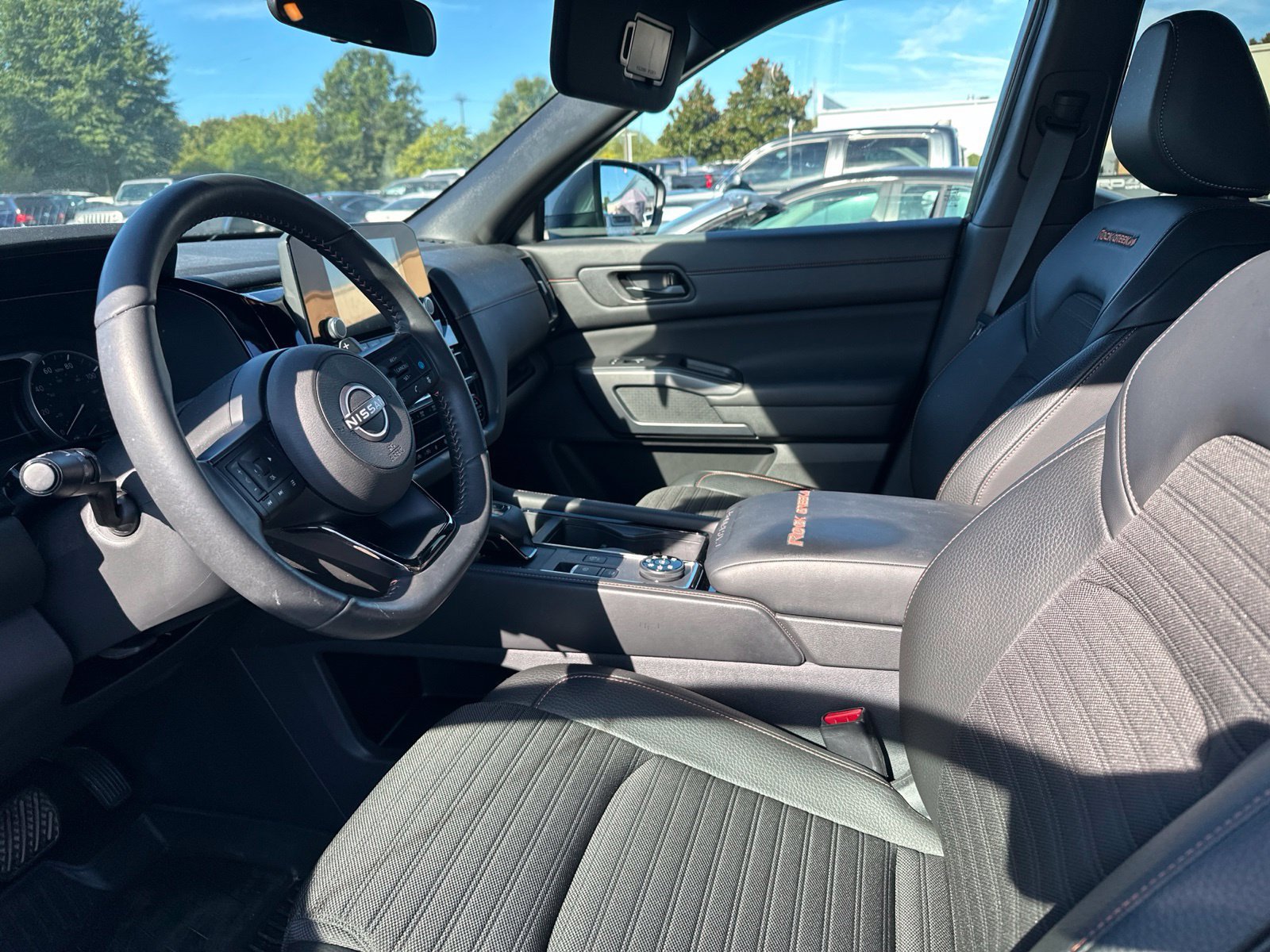 Used 2025 Nissan Pathfinder Rock Creek AWD/4WD image 7