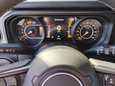 New 2026 Jeep Wrangler Unlimited Sport AWD/4WD image 37