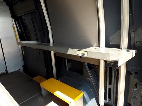 Used 2019 Mercedes-Benz Sprinter 144 image 25