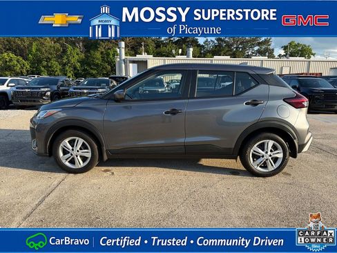 Certified 2024 Nissan Kicks S FWD image 3