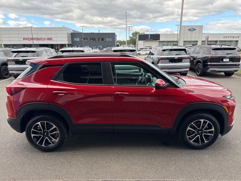New 2026 Chevrolet TrailBlazer LT FWD image 5