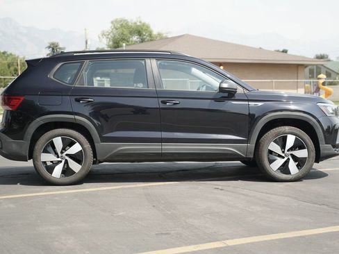 Used 2024 Volkswagen Taos S AWD/4WD image 6