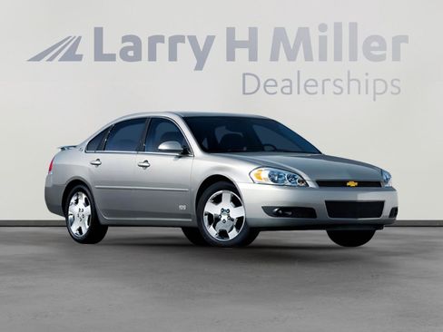 Used 2008 Chevrolet Impala LTZ image 1