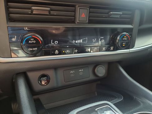 Certified 2024 Nissan Rogue SV w/ SV Premium Package image 26