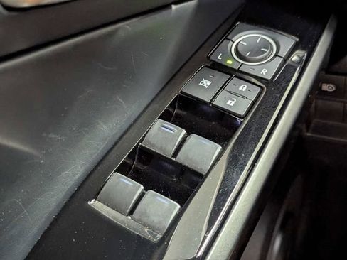 Used 2024 Lexus IS 350 F Sport RWD image 17