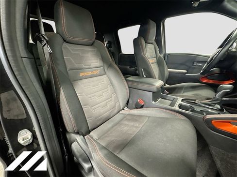 Used 2022 Nissan Frontier PRO-4X w/ Off-Road Protection Package image 28