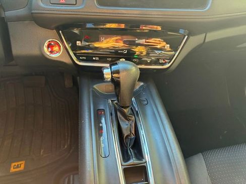 Used 2022 Honda HR-V EX image 27