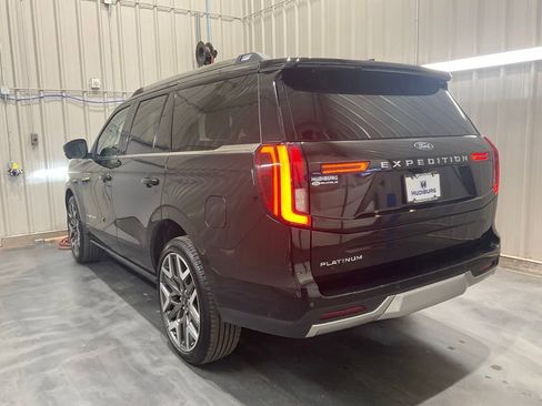 Used 2025 Ford Expedition Platinum w/ Platinum Ultimate Package AWD/4WD image 25