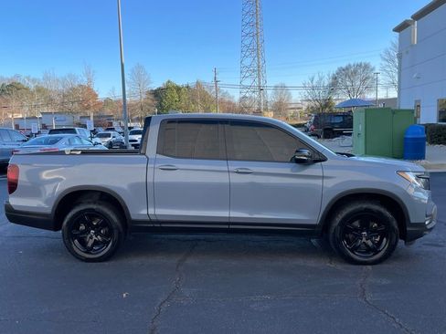 Certified 2023 Honda Ridgeline Black Edition image 7