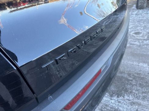 Used 2026 Chevrolet Traverse LT w/ Midnight/Sport Edition image 15