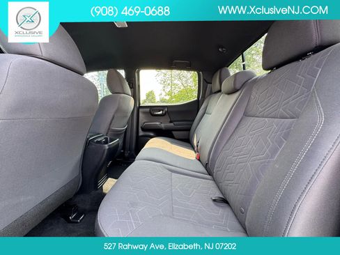 Used 2019 Toyota Tacoma TRD Sport w/ Technology Package image 27