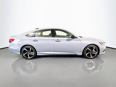 Used 2022 Honda Accord Sport image 8