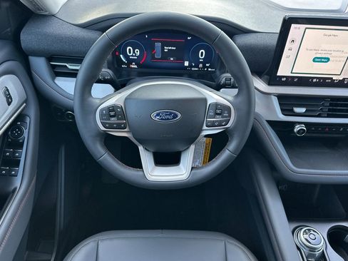 New 2026 Ford Explorer Active w/ Active Comfort Package RWD image 11