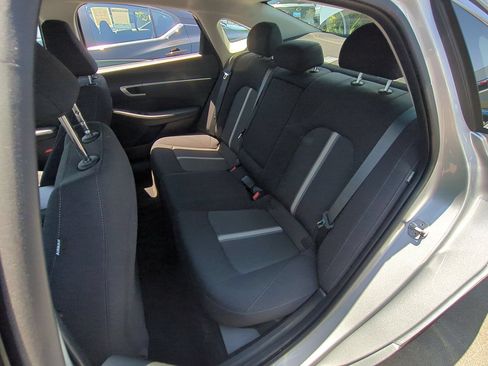 Used 2025 Hyundai Sonata SEL FWD image 23