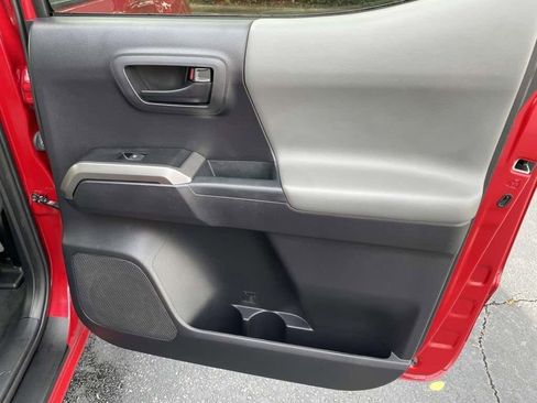 Used 2021 Toyota Tacoma SR5 image 43