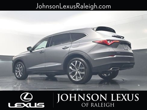 Used 2024 Acura MDX SH-AWD w/ Technology Package image 18