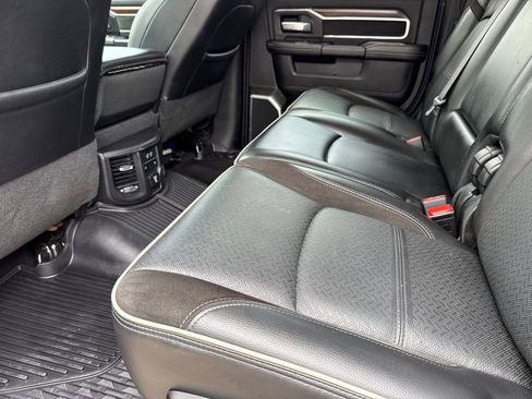 Used 2022 RAM 2500 Laramie AWD/4WD image 17