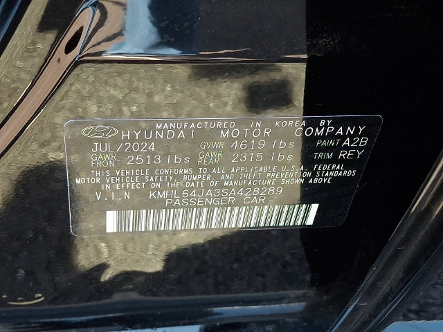 Certified 2025 Hyundai Sonata SEL AWD/4WD image 17