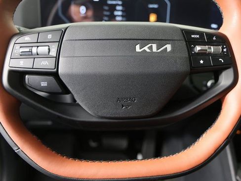 New 2026 Kia Sportage SX FWD image 13