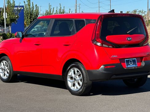 Used 2021 Kia Soul S image 5