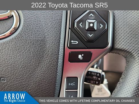 Used 2022 Toyota Tacoma SR5 RWD image 27