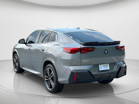 New 2026 BMW X2 xDrive28i w/ Technology Package AWD/4WD image 7