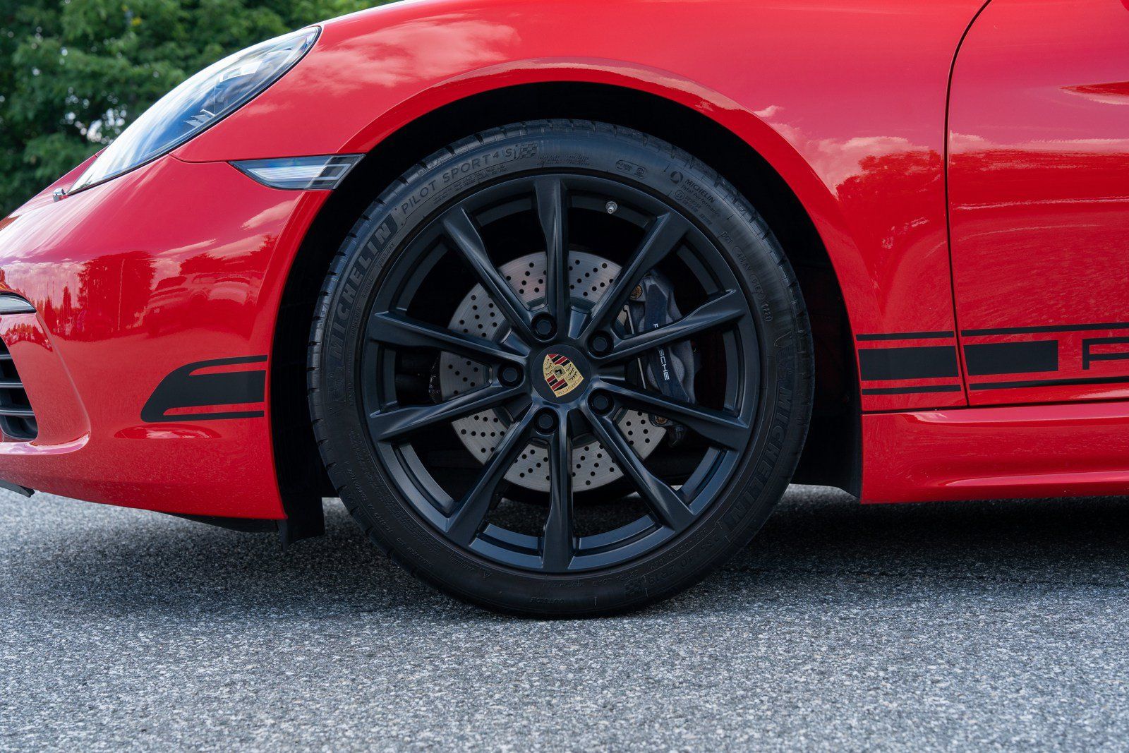 Used 2017 Porsche 718 Boxster RWD image 12