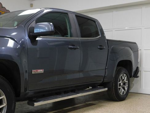 Used 2016 GMC Canyon SLE w/ All Terrain Package AWD/4WD image 18