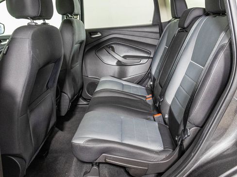 Used 2015 Ford Escape SE FWD image 37