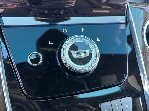 Used 2025 Cadillac Escalade Sport Platinum AWD/4WD image 42