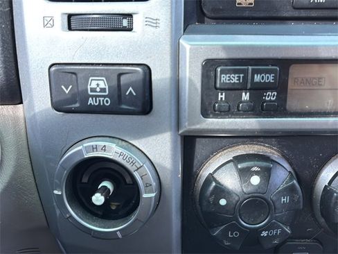 Used 2005 Toyota 4Runner SR5 image 26