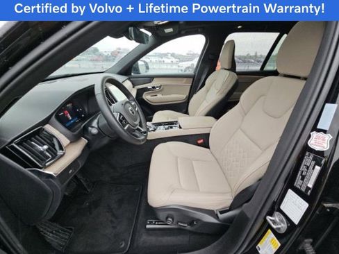 Certified 2025 Volvo XC90 B6 Plus image 4