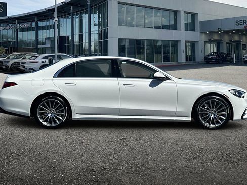 New 2025 Mercedes-Benz S 580 4MATIC Sedan image 3