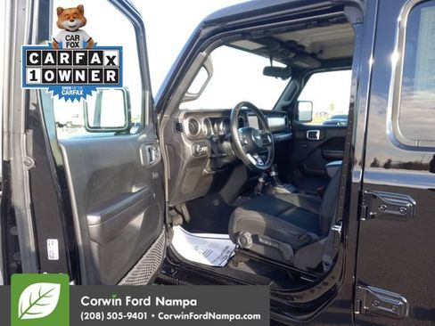 Used 2020 Jeep Gladiator Sport w/ Quick Order Package 24S image 9