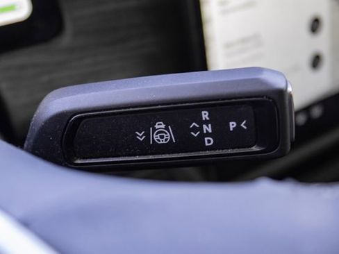 Used 2022 Rivian R1T Adventure image 14