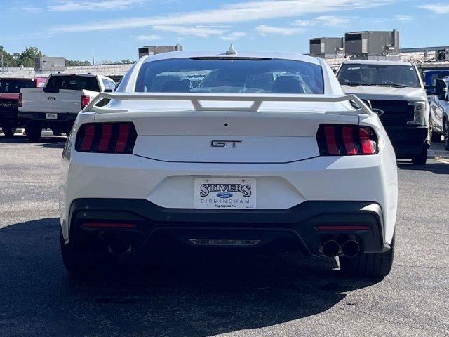 Used 2025 Ford Mustang GT Premium w/ GT Performance Package RWD image 5