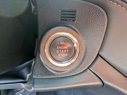 Used 2023 Subaru Outback Premium AWD/4WD image 18