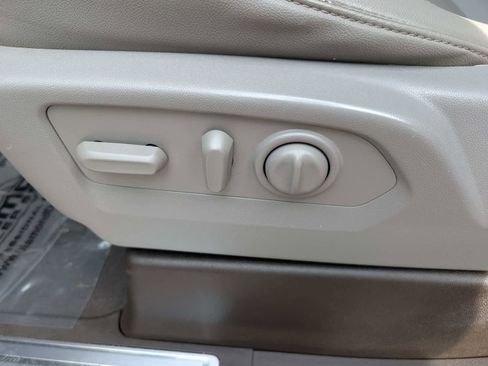 Used 2021 GMC Sierra 1500 SLT w/ SLT Premium Plus Package image 19