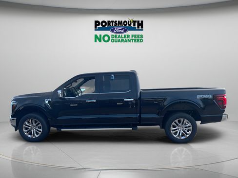 Used 2025 Ford F150 Lariat w/ Equipment Group 502A High AWD/4WD image 2
