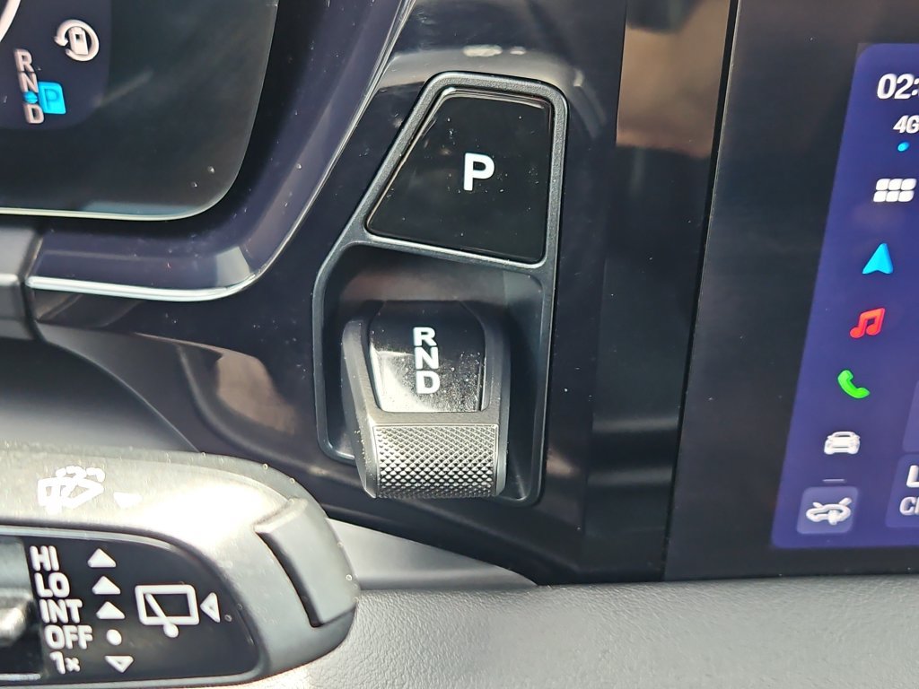 Certified 2025 Porsche Macan 4S Electric AWD/4WD image 35