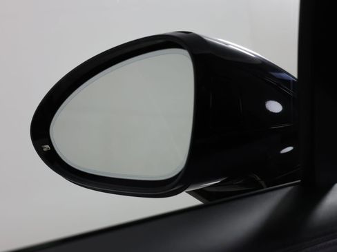 Used 2020 Porsche Panamera GTS image 17