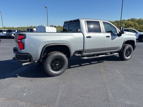 New 2025 Chevrolet Silverado 2500 ZR2 w/ Technology Package image 4