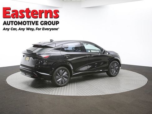 Used 2023 Nissan Ariya AWD image 40