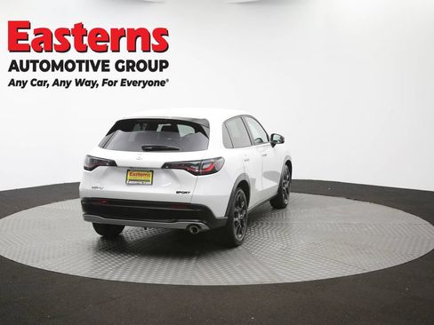 Used 2023 Honda HR-V Sport image 39